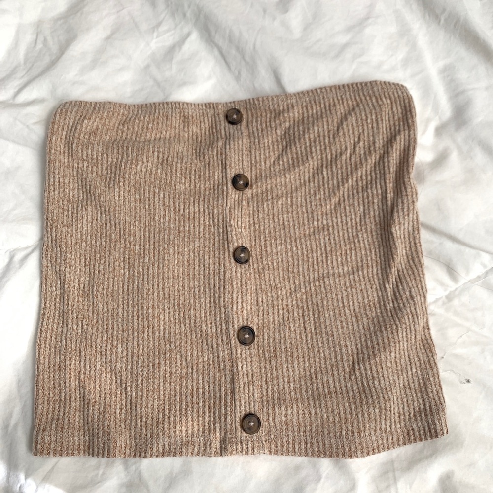 American Eagle Button down tube too